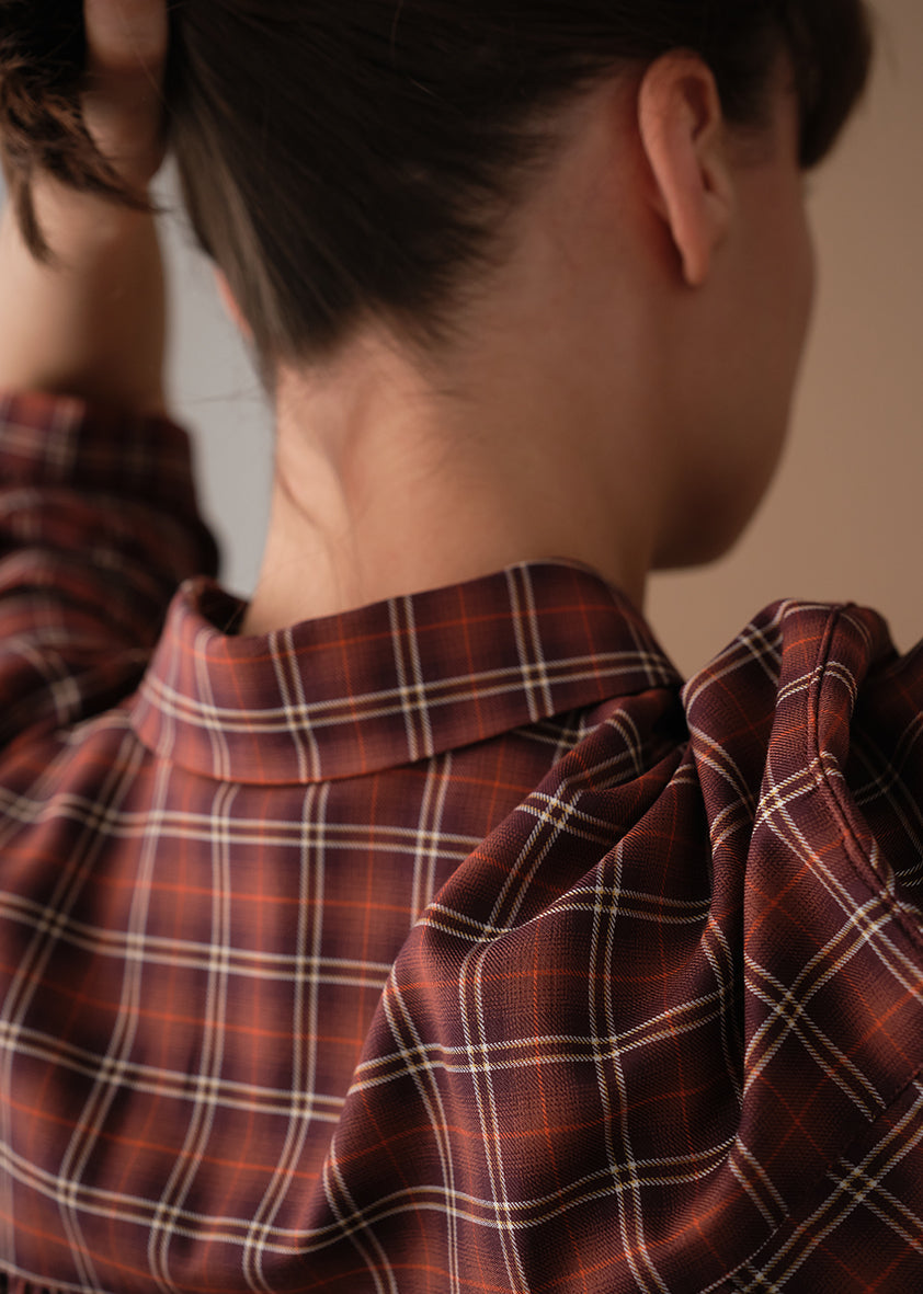 Liebling Svala Rostfarbenes Fensterkaro-Hemdkleid