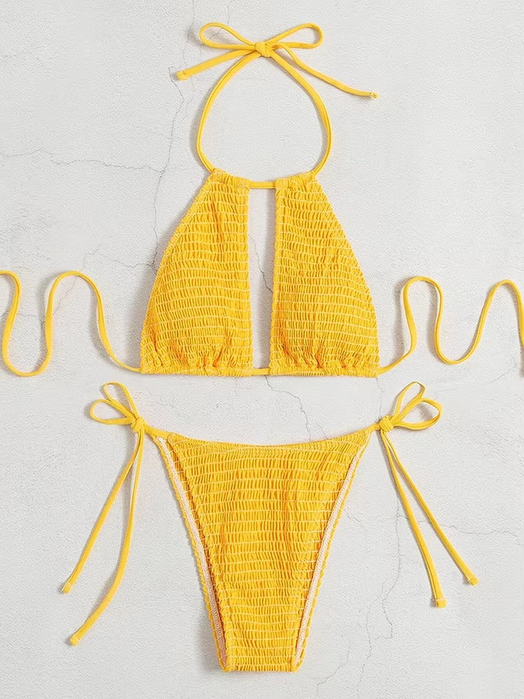 Gesmokter Bikini für Damen - Badebekleidung mit hohlem Ausschnitt und Krawatte