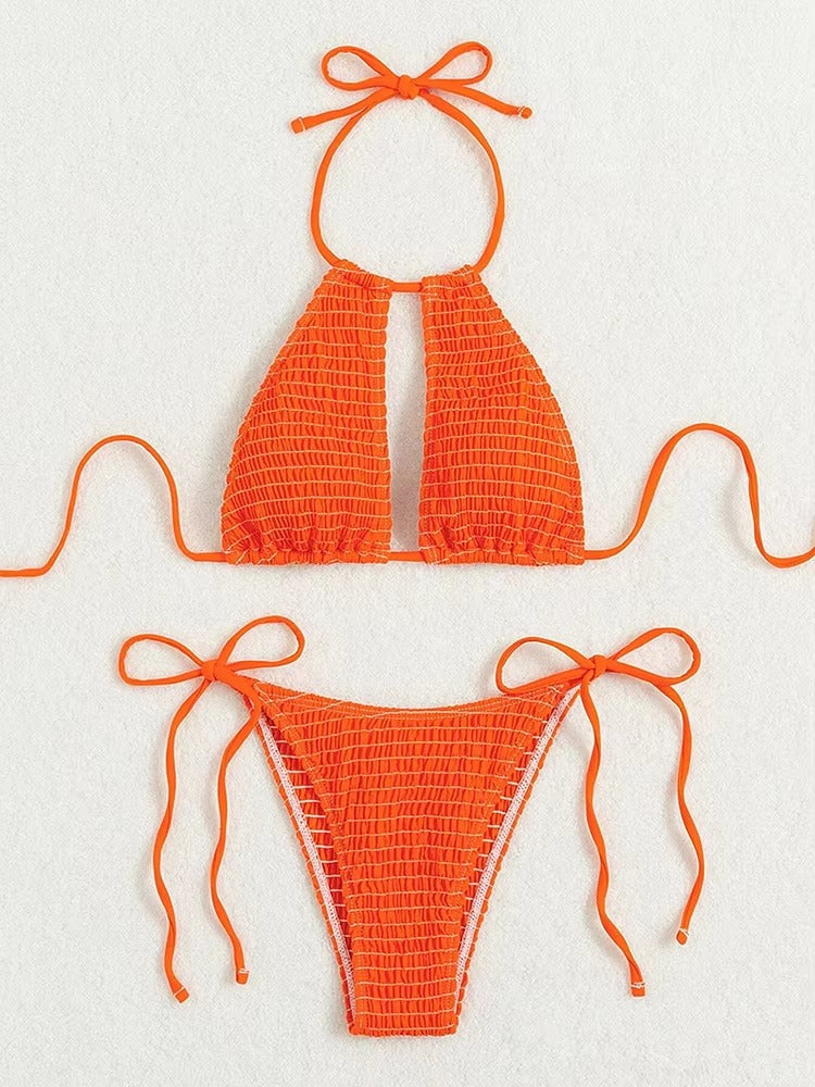 Gesmokter Bikini für Damen - Badebekleidung mit hohlem Ausschnitt und Krawatte
